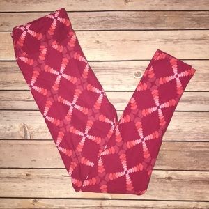 LuLaRoe Valentine’s Leggings